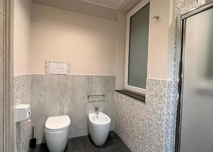 לינה וארוחת בוקר Margherita 4*